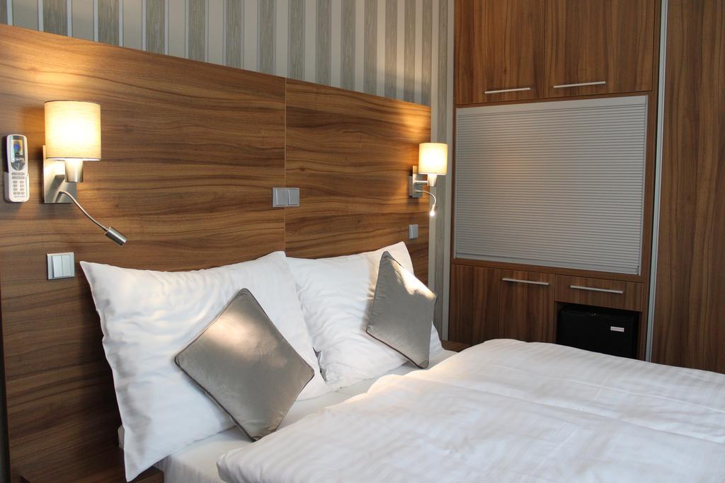 Hotel La Rosa Frydek-Mistek Luaran gambar