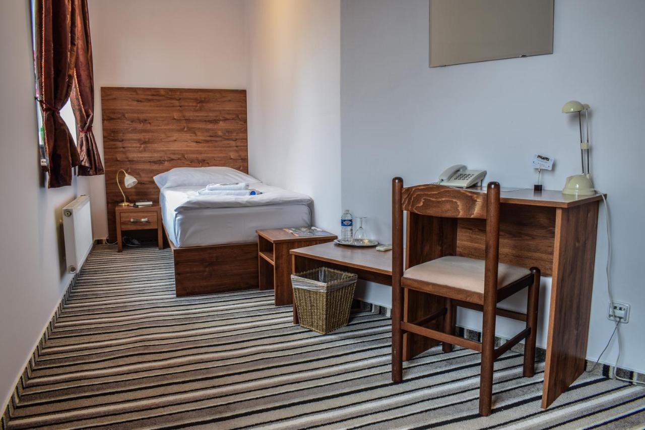 Hotel La Rosa Frydek-Mistek Luaran gambar