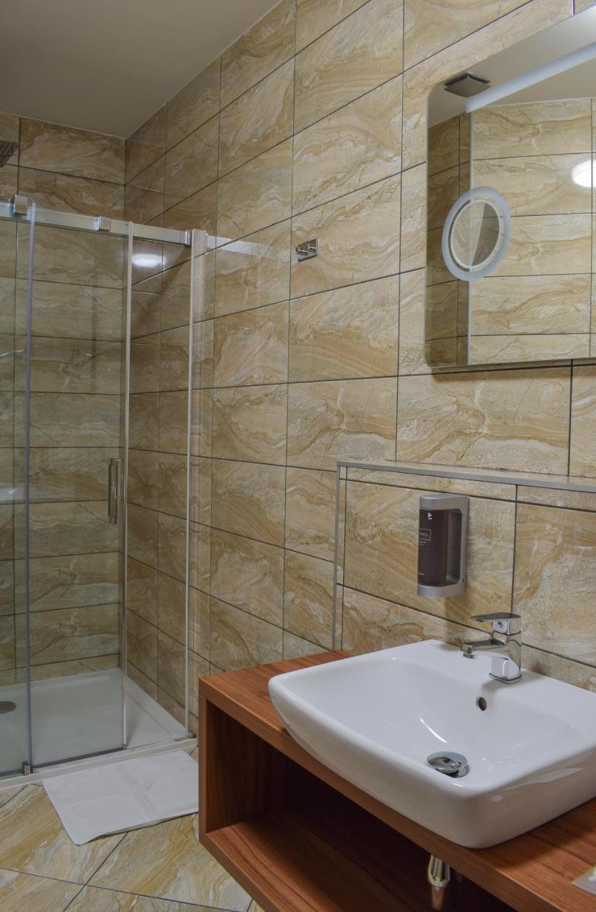Hotel La Rosa Frydek-Mistek Luaran gambar