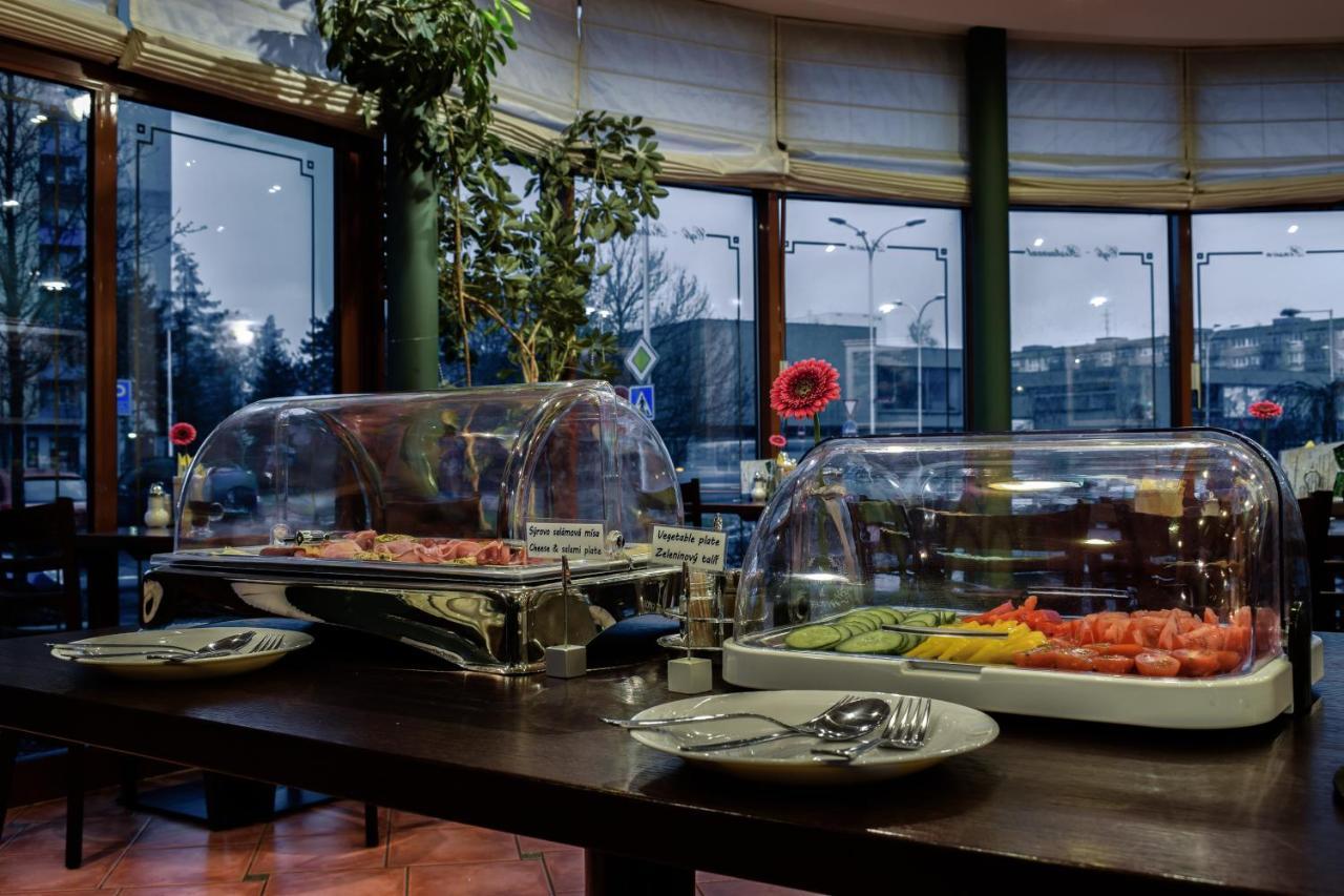 Hotel La Rosa Frydek-Mistek Luaran gambar
