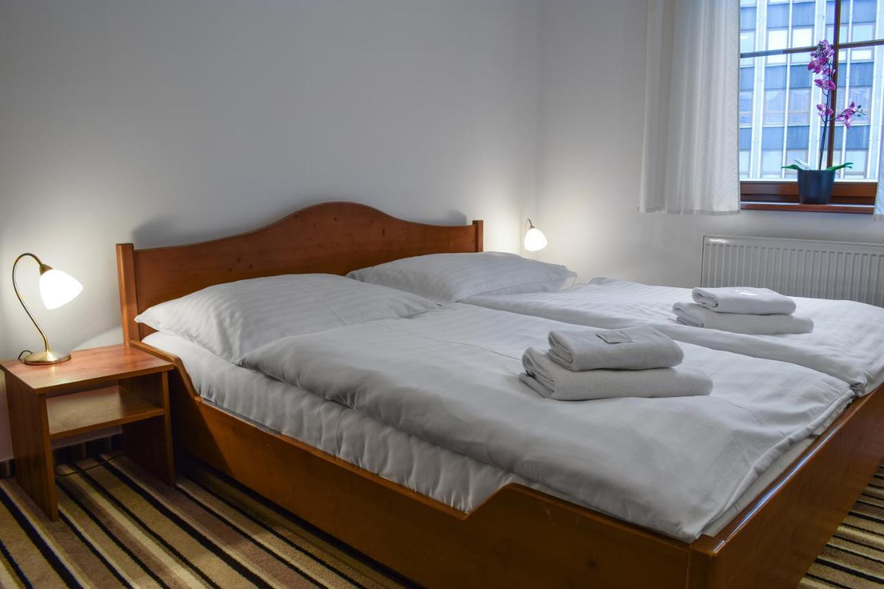 Hotel La Rosa Frydek-Mistek Luaran gambar